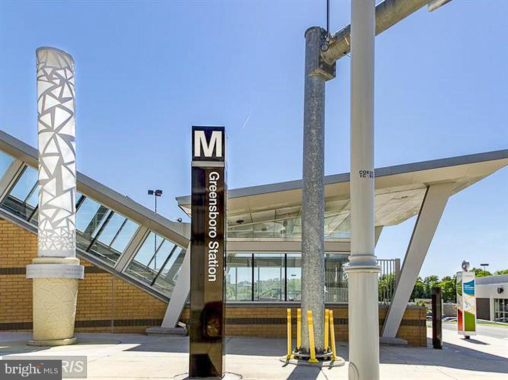 308 Old Courthouse Road Northeast Vienna, VA 22180 - Photo 35 of 35