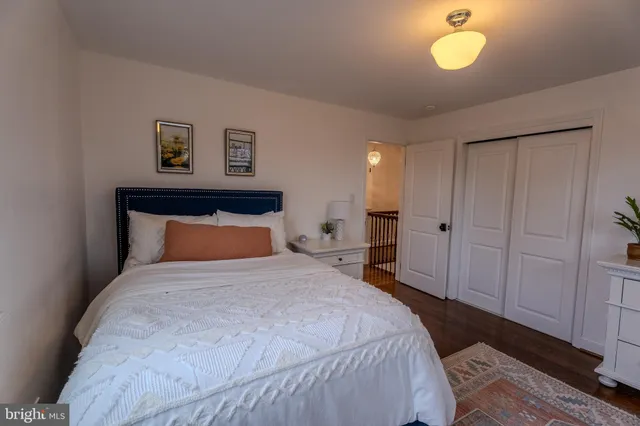 $5,400 | 308 Old Courthouse Road Northeast, Vienna, VA 22180