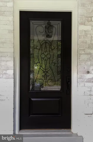 $5,400 | 308 Old Courthouse Road Northeast, Vienna, VA 22180