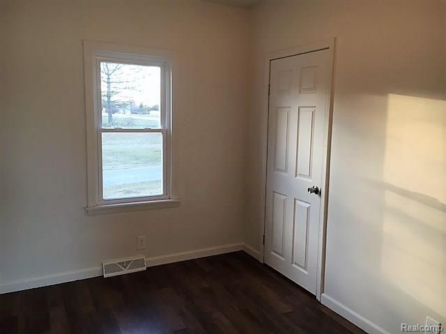 1465 Toben Road Carleton, MI 48117 - Photo 17 of 19