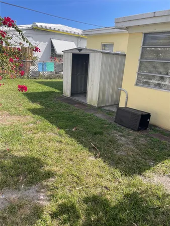 $2,300 | 1635 Moffett Street, Hollywood, FL 33020