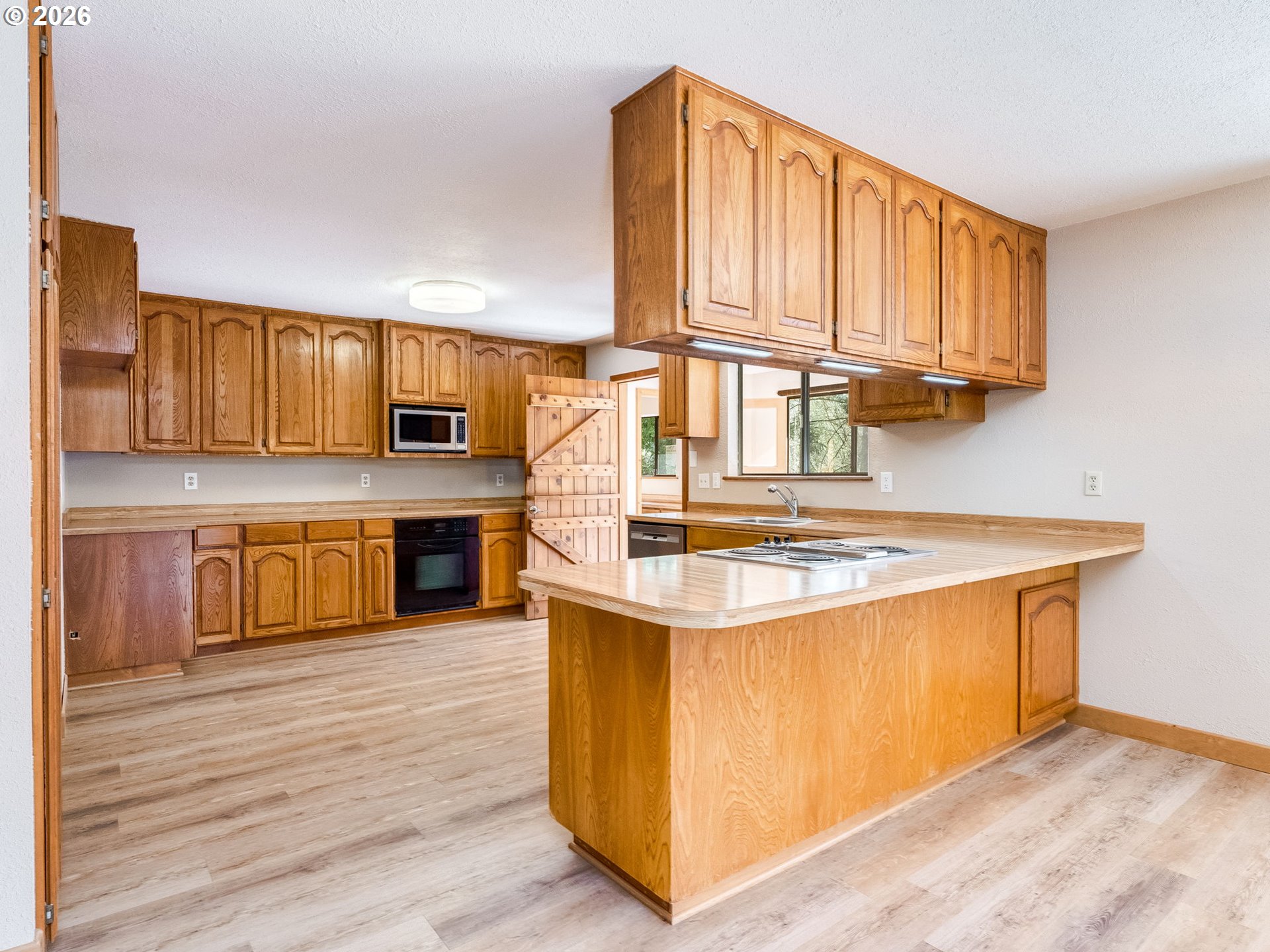 15480 South Big Rock Loop Mulino, OR 97042 - Photo 17 of 48