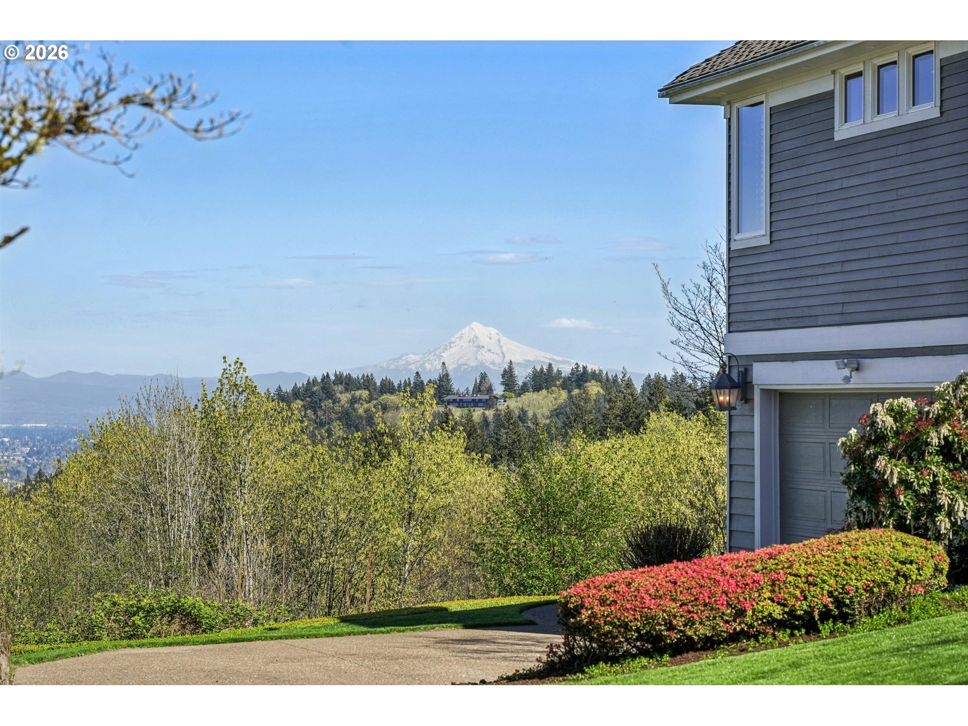 814 Northwest Spring Avenue Portland, OR 97229 - Photo 3 of 48 Gallery Image 3