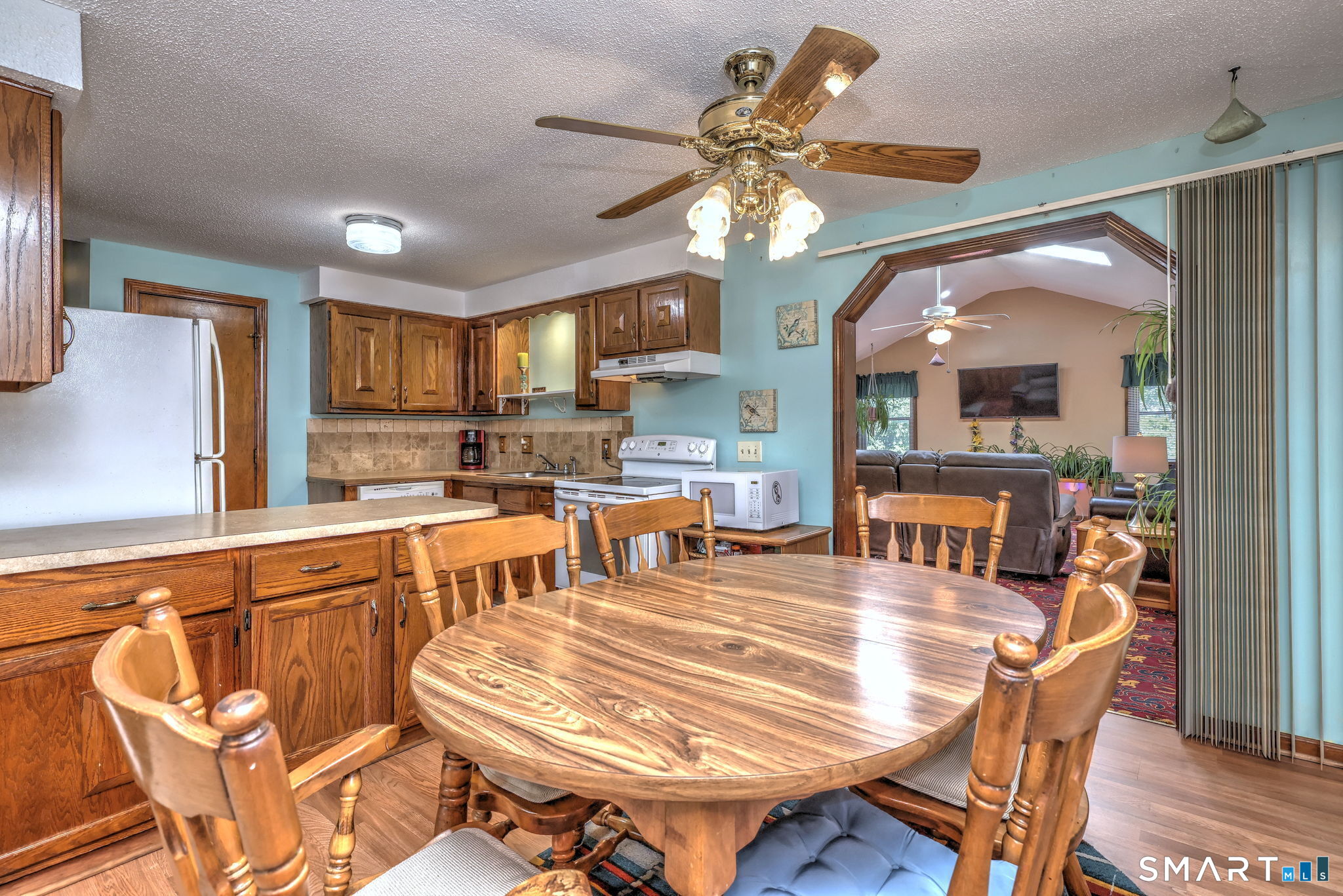 6 Ferguson Road Hamden, CT 06518 - Photo 16 of 35