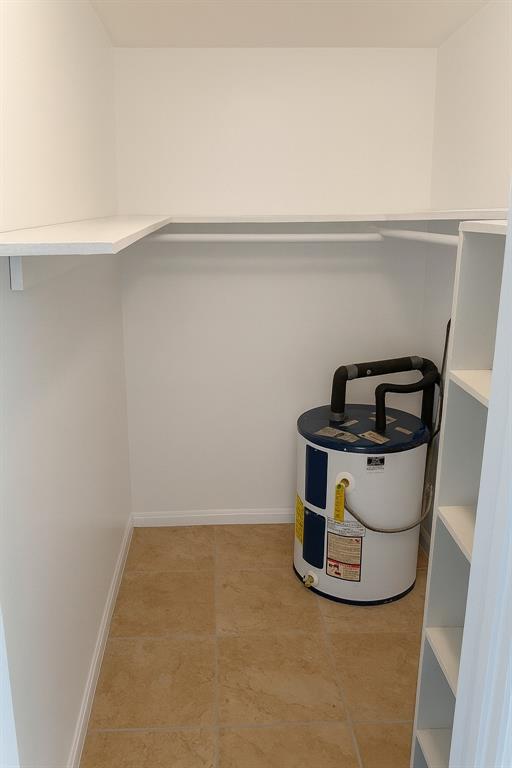 2621 Northeast 1st Street, Unit 10 Pompano Beach, FL 33062 - Photo 5 of 9