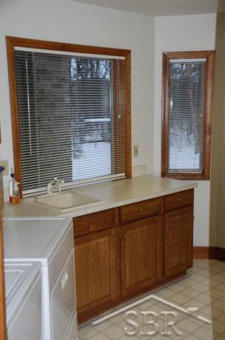4445 Stello Road Saginaw, MI 48609 - Photo 2 of 12 20041678-1.JPG