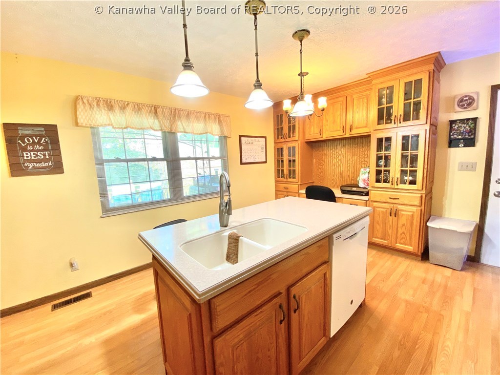 559 Charleston Road Point Pleasant, WV 25550 - Photo 7 of 34 Gallery Image 7