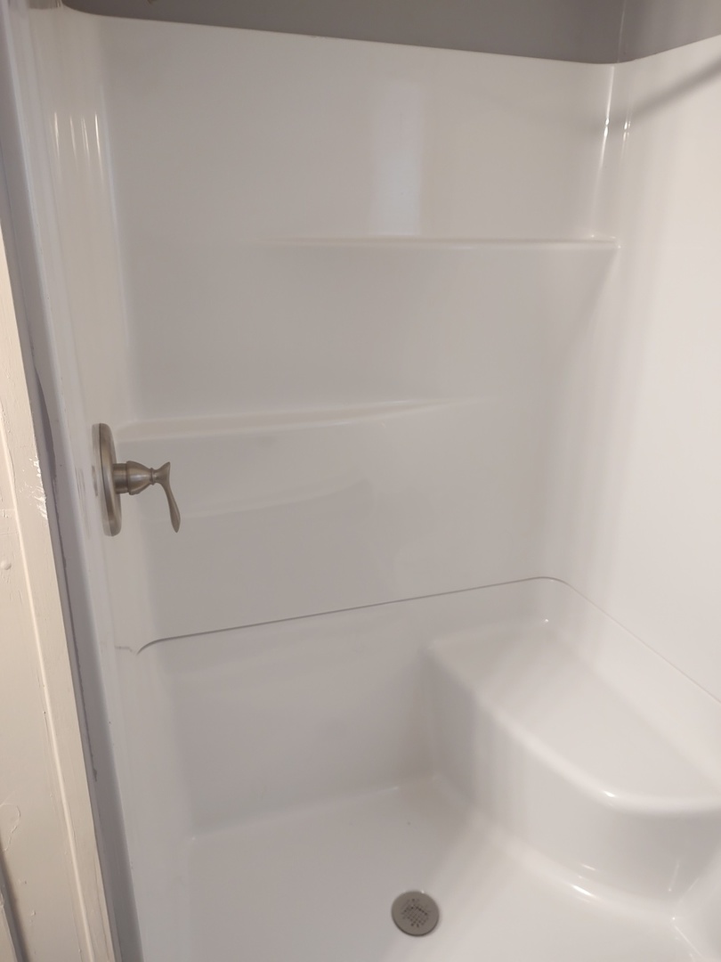 706 West Front Street Bloomington, IL 61701 - Photo 14 of 28