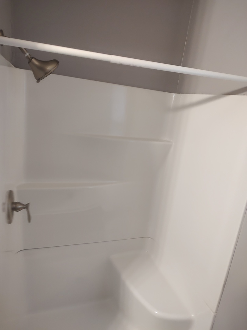 706 West Front Street Bloomington, IL 61701 - Photo 15 of 28