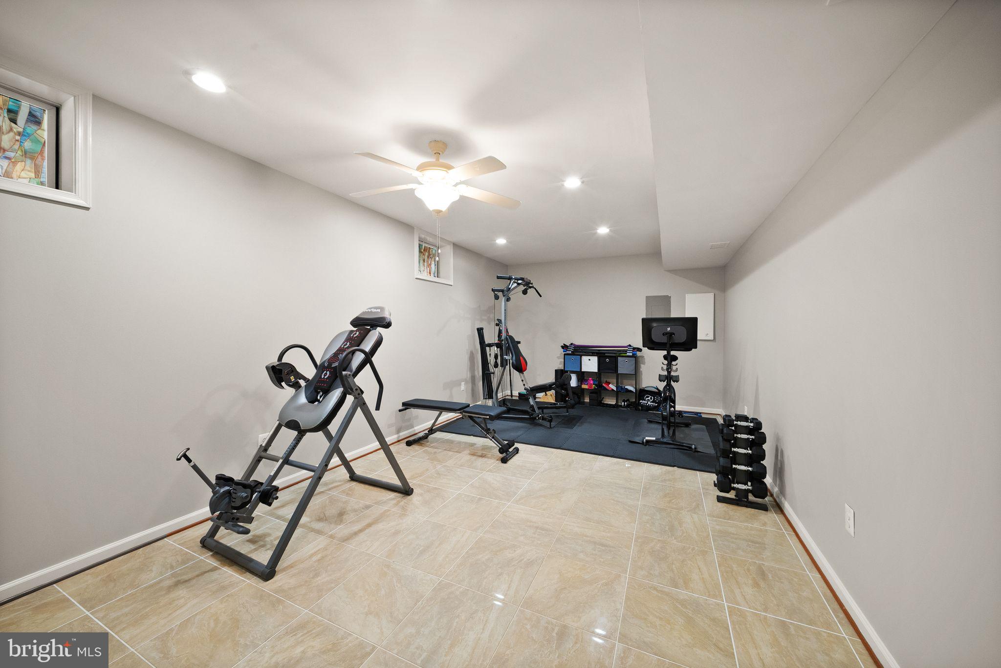 7705 Ridgepark Court Springfield, VA 22153 - Photo 51 of 78 Fresh paint