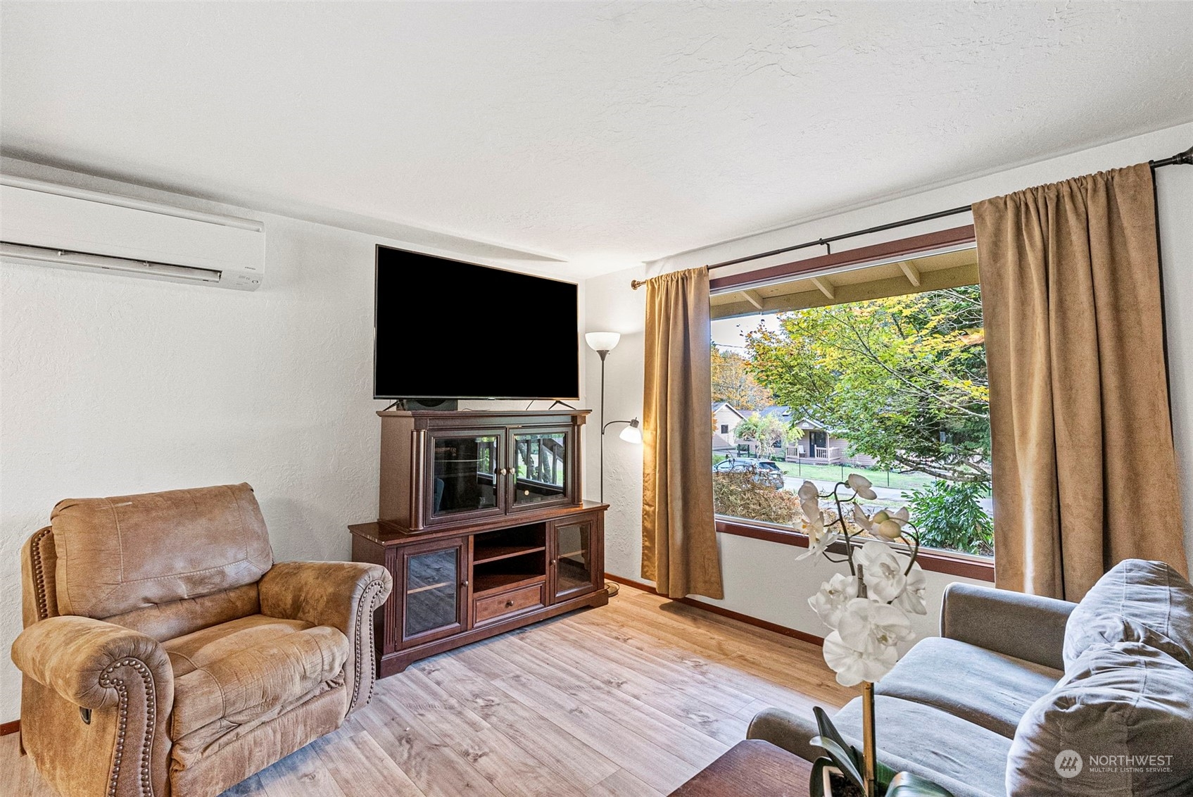3820 Aiken Road Southeast Port Orchard, WA 98366 - Photo 6 of 19 Gallery Image 6