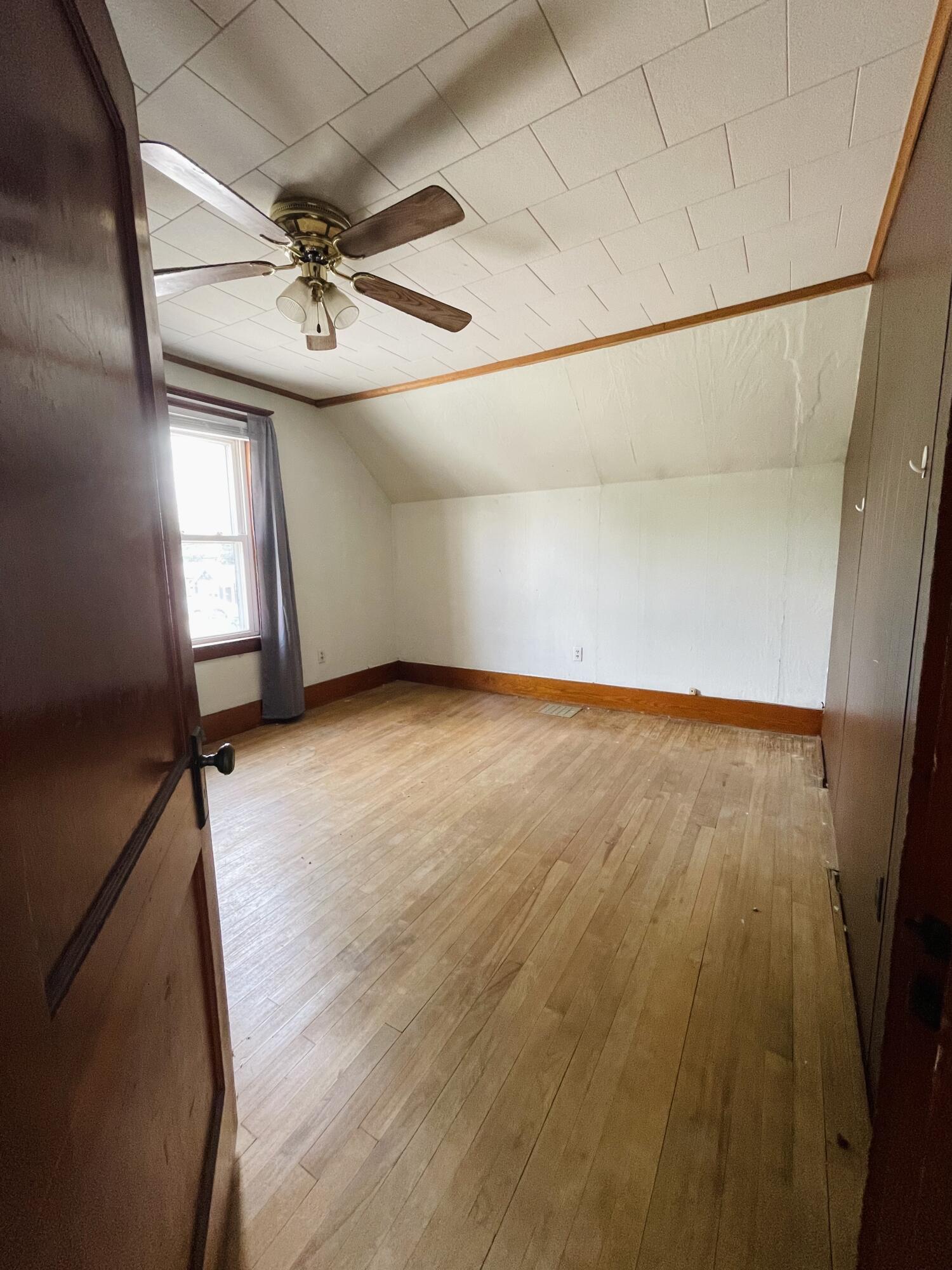 112 Bates Street Millinocket, ME 04462 - Photo 26 of 44 8038CCE3-AB66-4E15-8610-D698F601EE77