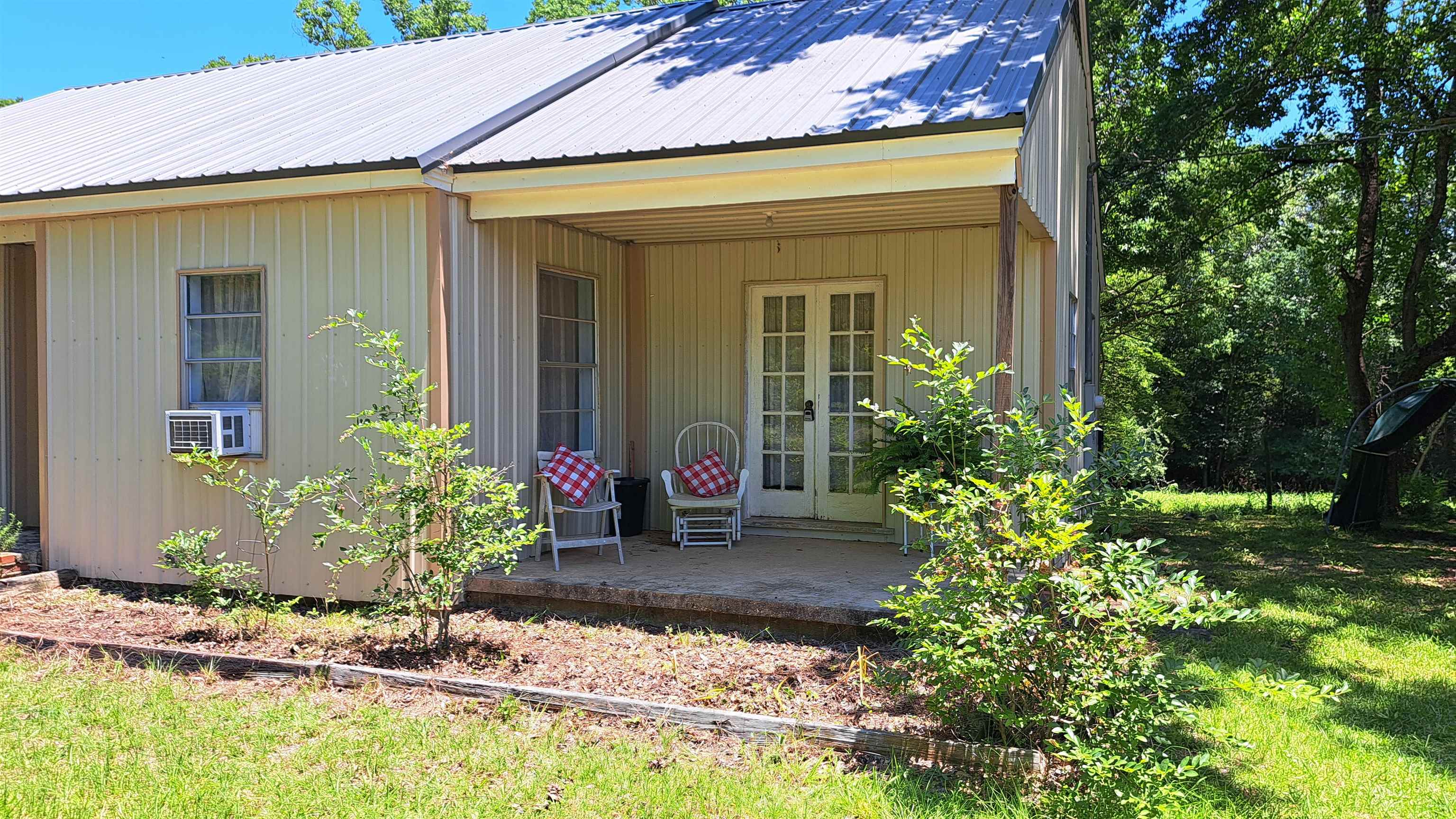 178 Webster Road Evergreen, AL 36401 - Photo 2 of 15 Gallery Image 2