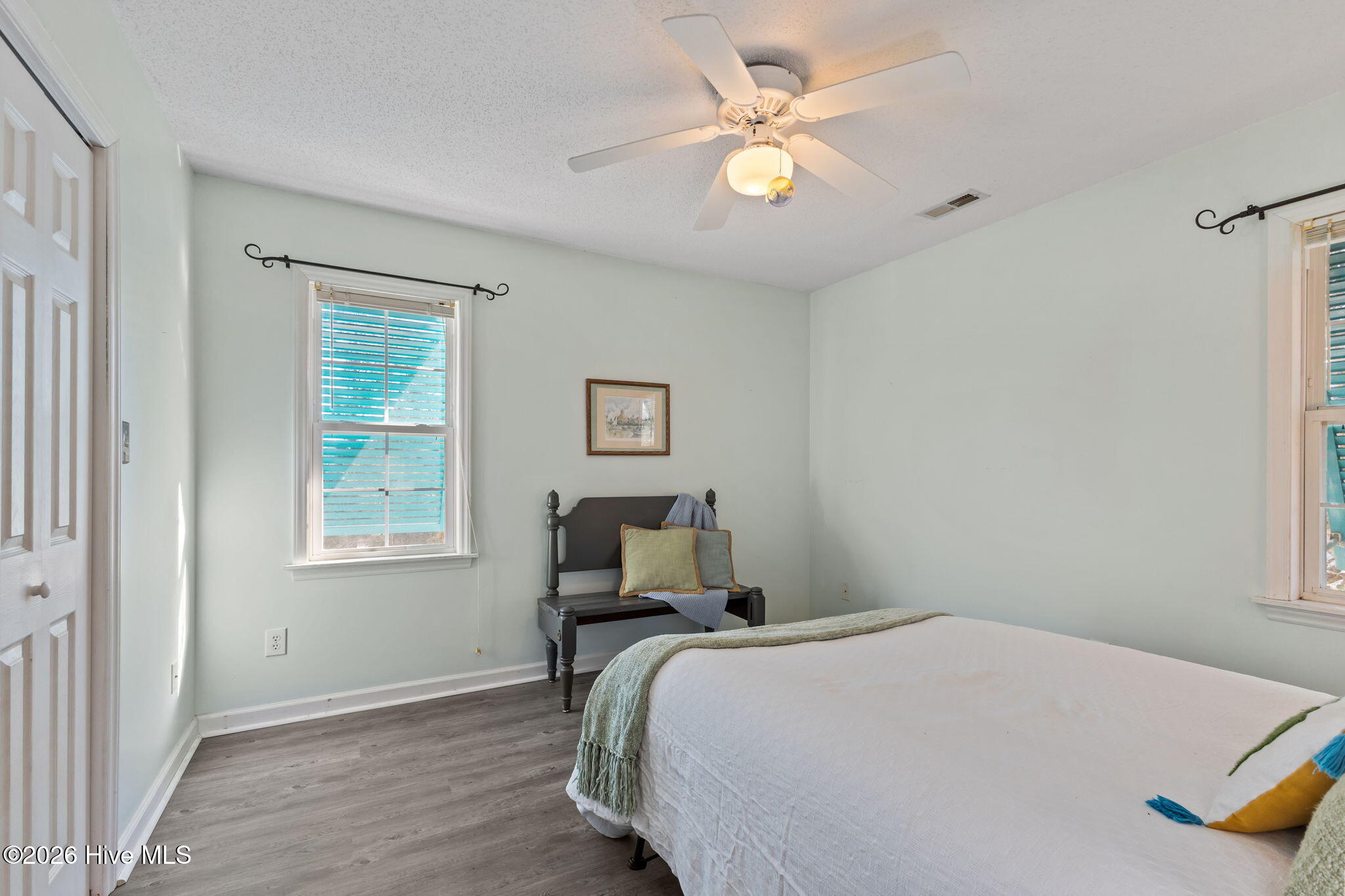 9253 Osprey Ridge Drive Emerald Isle, NC 28594 - Photo 23 of 38 Bedroom 3 - top level