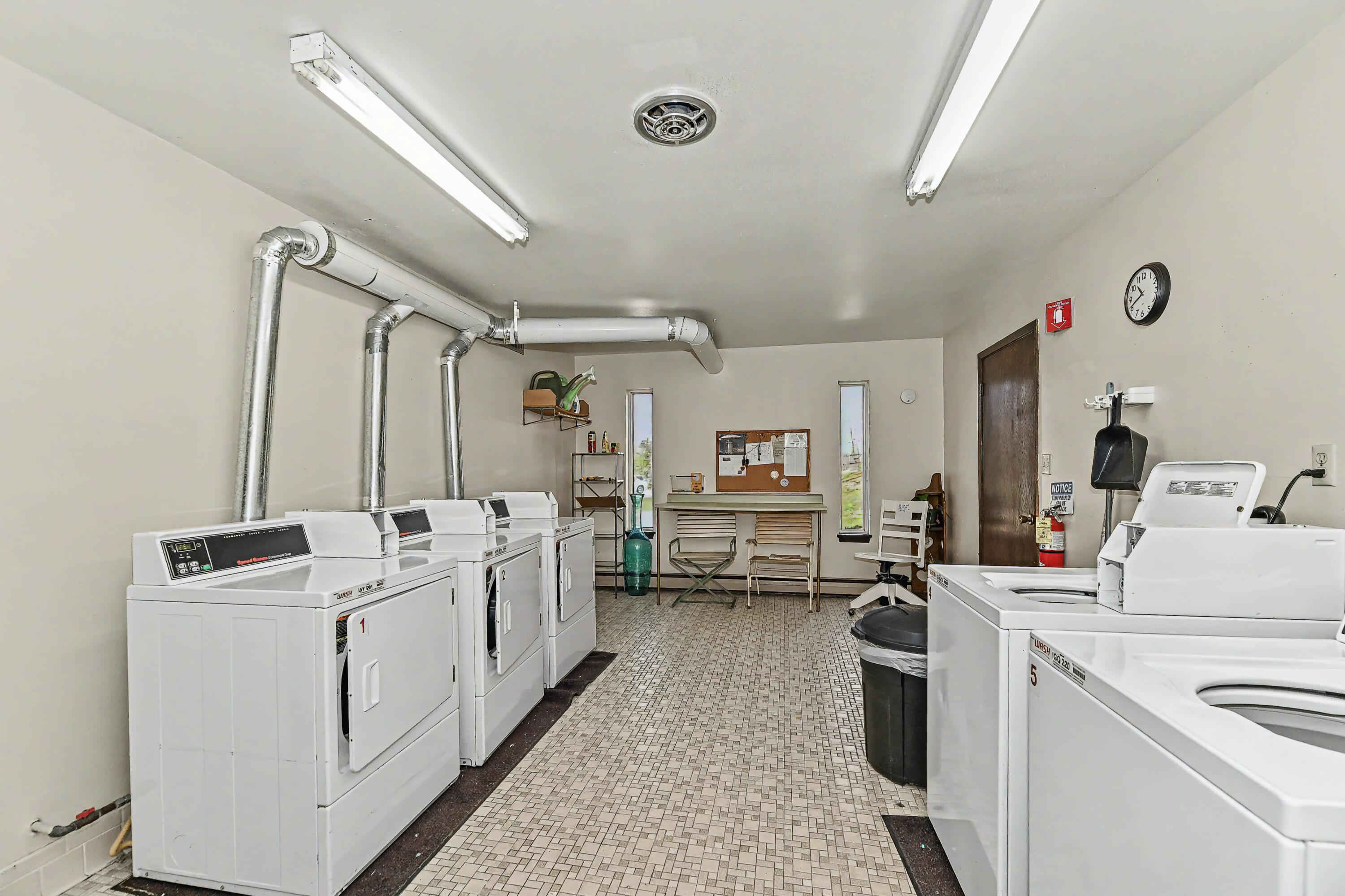 11926 West Mill Road, Unit 4 Milwaukee, WI 53225 - Photo 24 of 40 Laundry area