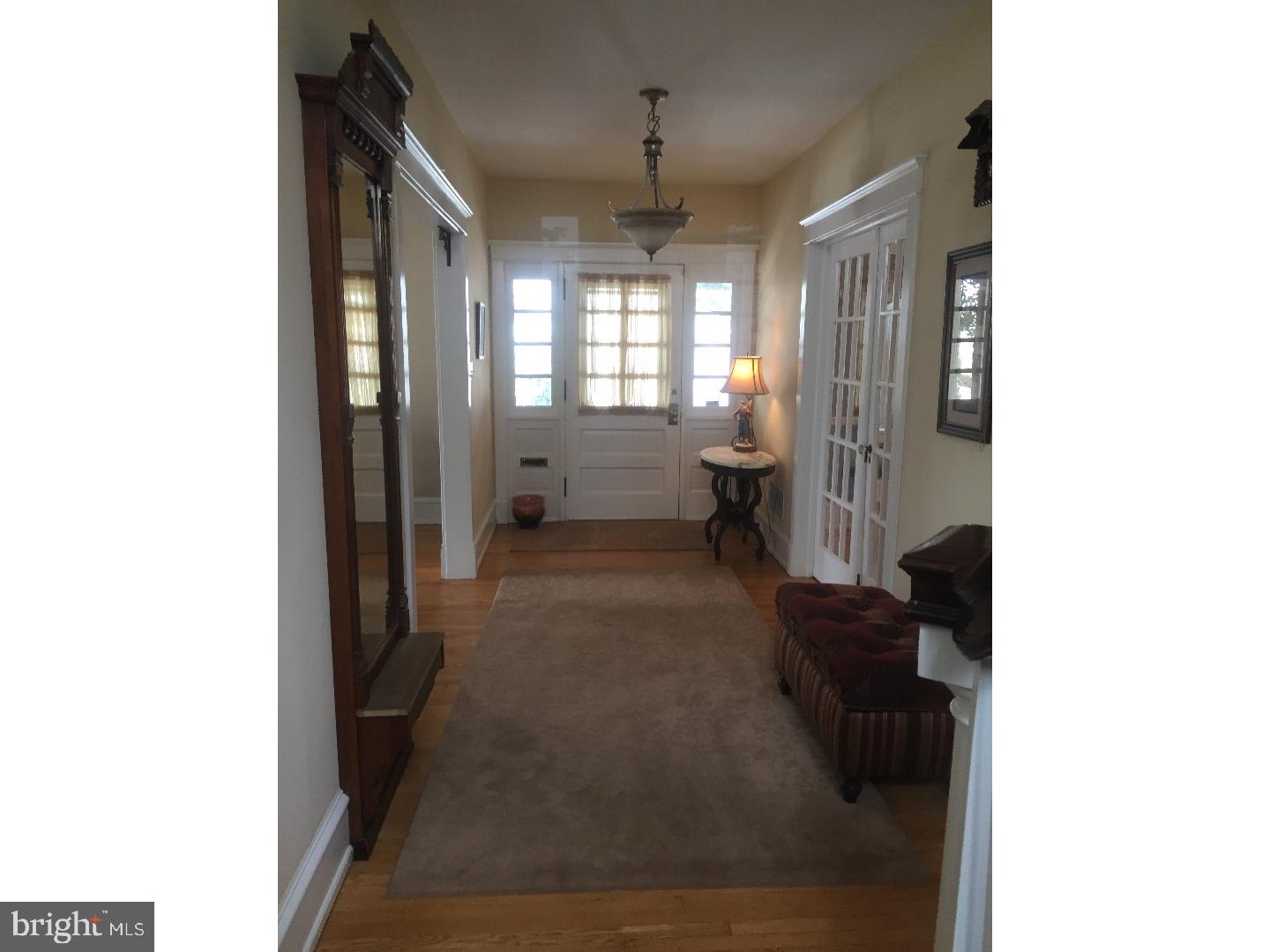 4 Llandaff Road Havertown, PA 19083 - Photo 5 of 25