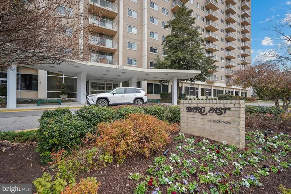 $3,000 | 1225 Martha Custis Drive, Unit 1119, Alexandria, VA 22302