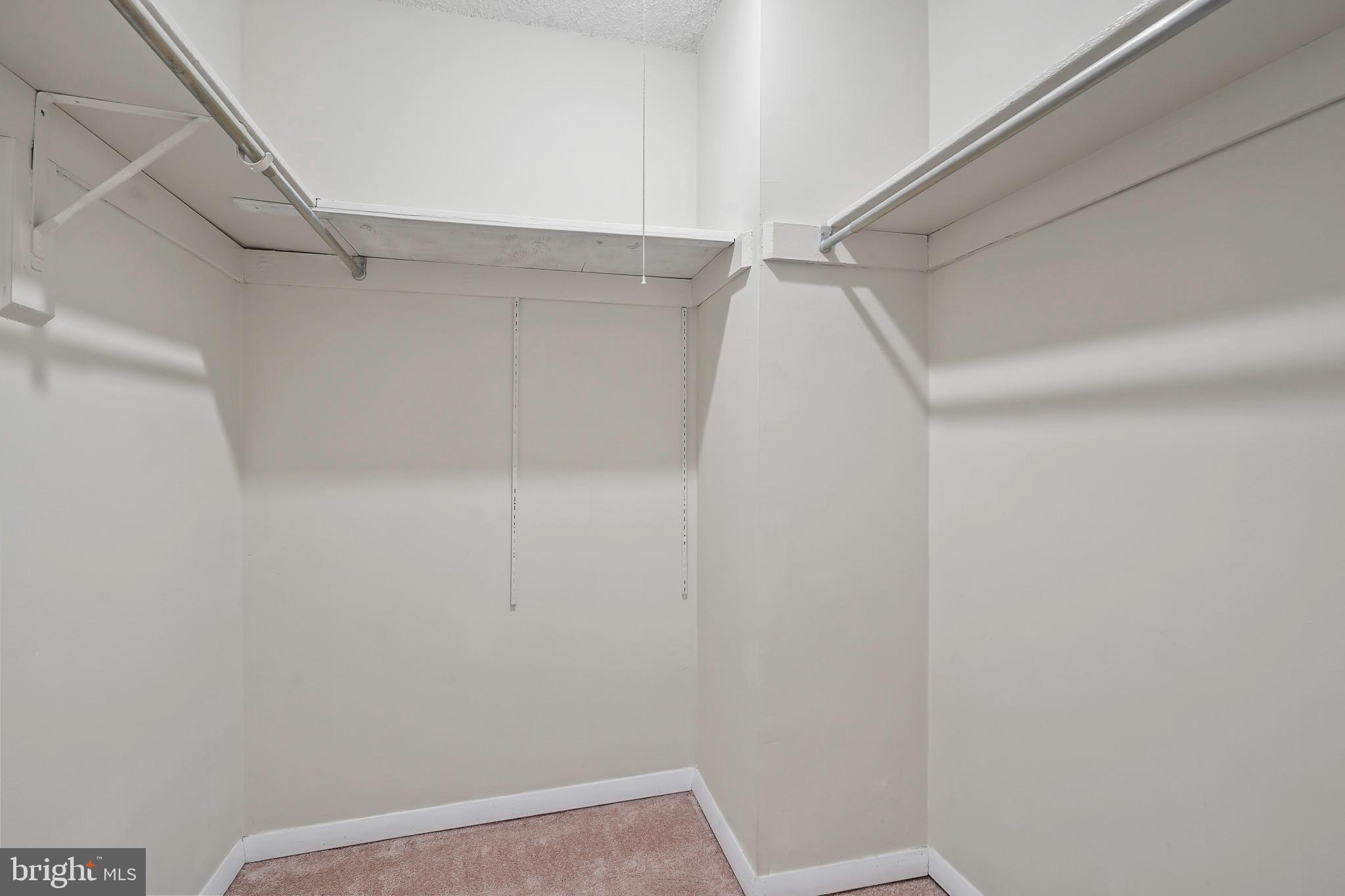 1225 Martha Custis Drive, Unit 1119 Alexandria, VA 22302 - Photo 7 of 36 a view of small space