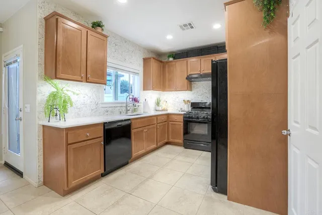 $680,000 | 35262 Persano Place, Fallbrook, CA 92028