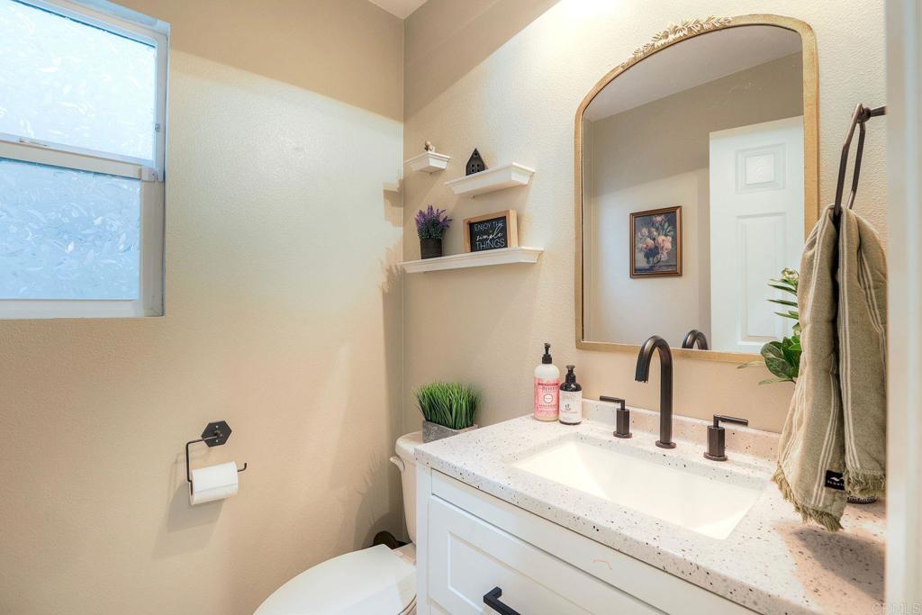 35262 Persano Place Fallbrook, CA 92028 - Photo 7 of 39