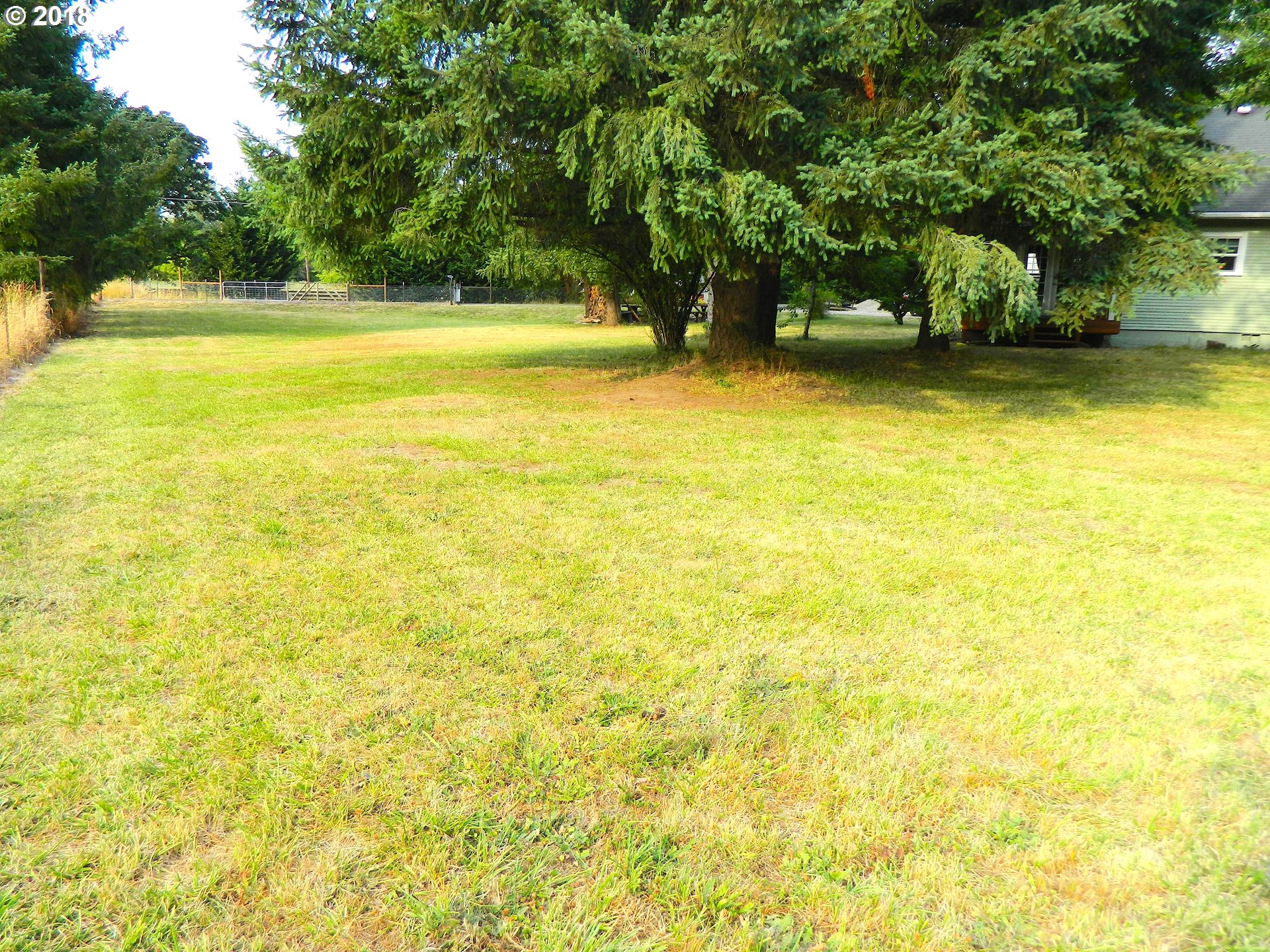 38323 Wheeler Road Dexter, OR 97431 - Photo 11 of 32 a view of a swimming pool and an outdoor space