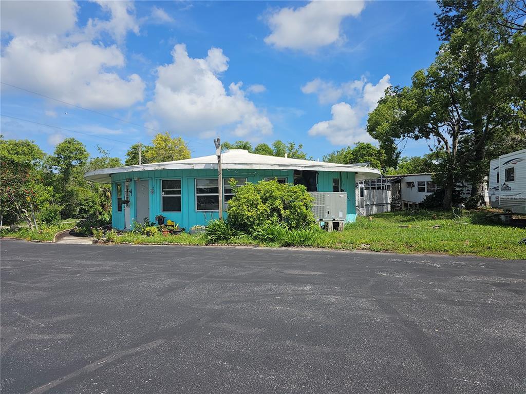 1603 West Shell Point Road Ruskin, FL 33570 - Photo 3 of 27