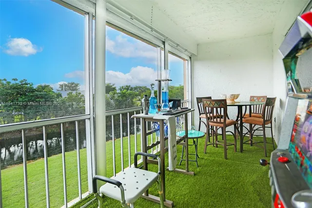 $3,000 | 6570 Royal Palm Boulevard, Unit 301J, Margate, FL 33063