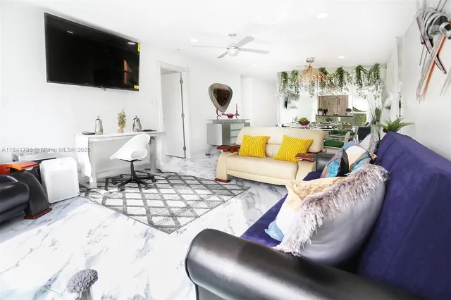 $3,000 | 6570 Royal Palm Boulevard, Unit 301J, Margate, FL 33063