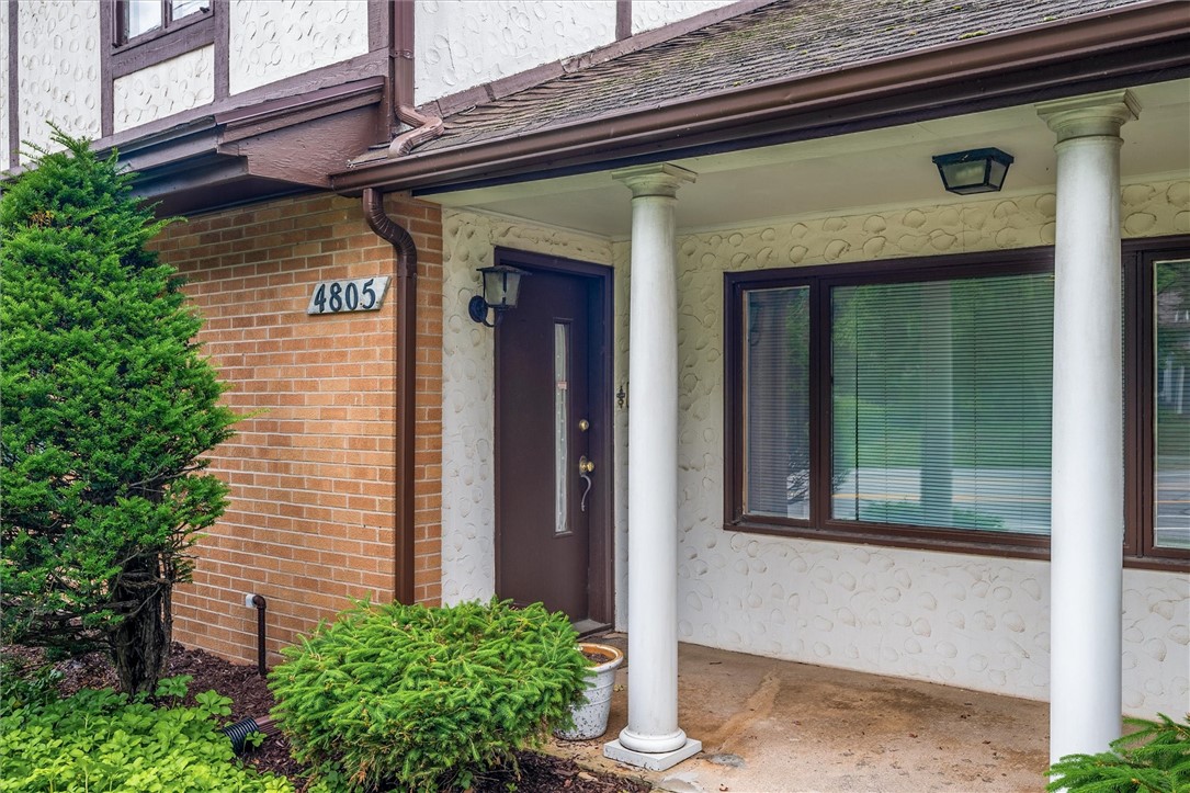4805 West Ridge Road Parma, NY 14559 - Photo 2 of 50 Entry to House on left, apartment/in-law on right
