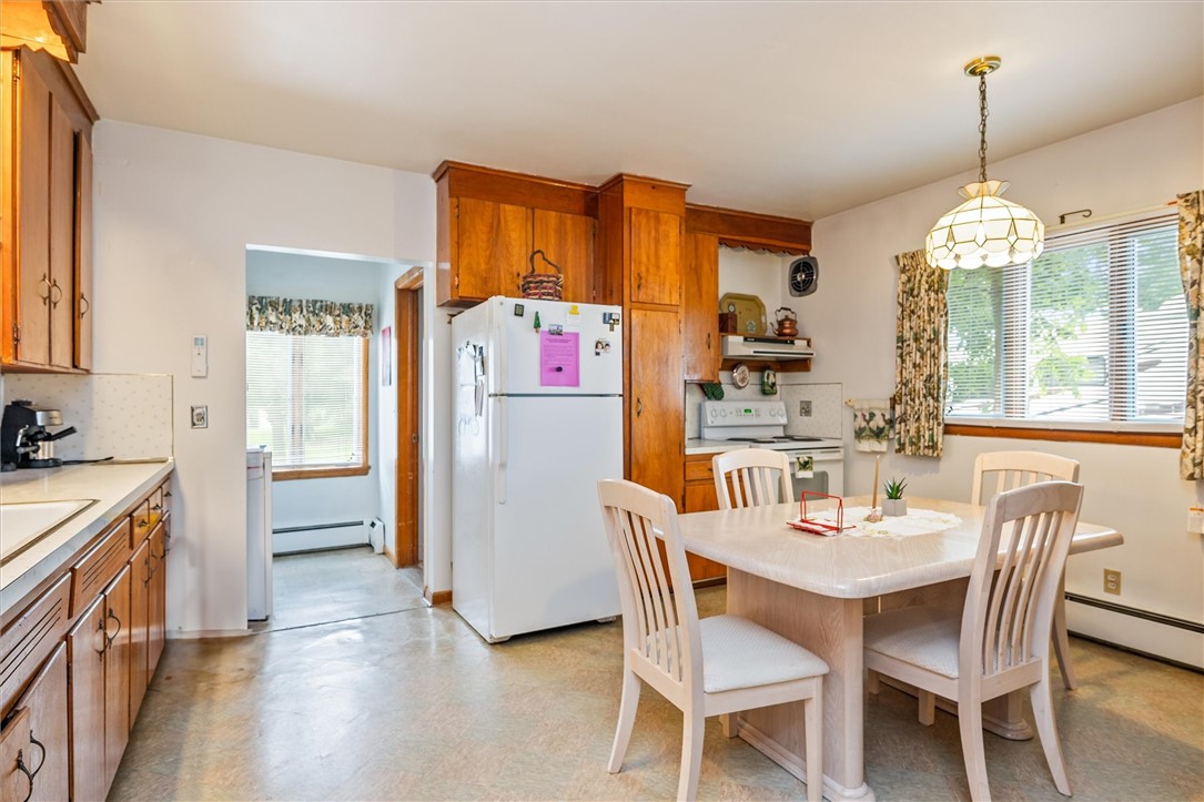 4805 West Ridge Road Parma, NY 14559 - Photo 45 of 50 apartment kitchen