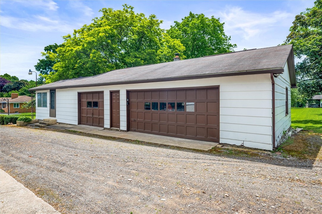 4805 West Ridge Road Parma, NY 14559 - Photo 9 of 50 3 Car garage