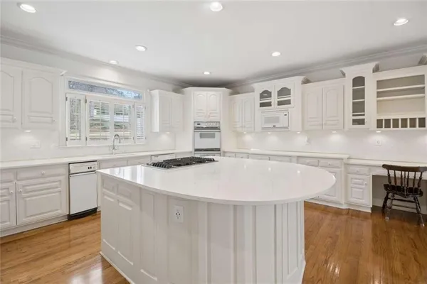 $965,000 | 8500 Valemont Drive, Sandy Springs, GA 30350