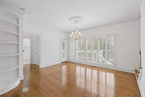 $965,000 | 8500 Valemont Drive, Sandy Springs, GA 30350