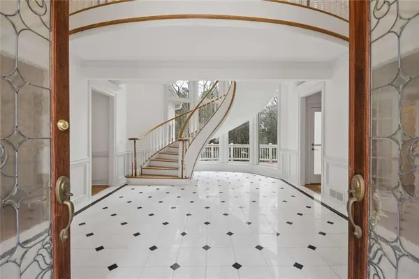 $965,000 | 8500 Valemont Drive, Sandy Springs, GA 30350