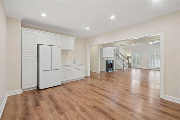 $965,000 | 8500 Valemont Drive, Sandy Springs, GA 30350