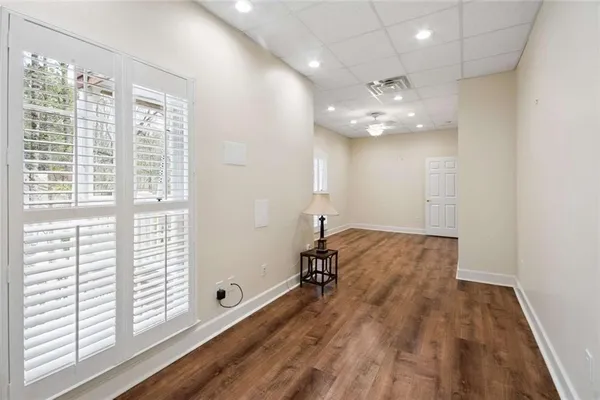 $965,000 | 8500 Valemont Drive, Sandy Springs, GA 30350