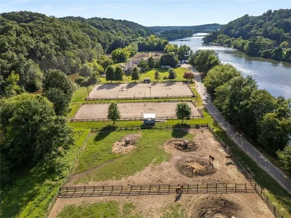 $965,000 | 8500 Valemont Drive, Sandy Springs, GA 30350