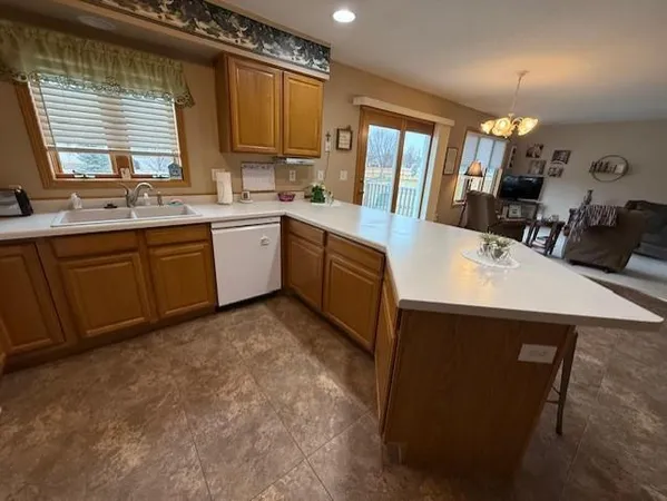 $299,900 | 305 15th Street North, Breckenridge, MN 56520