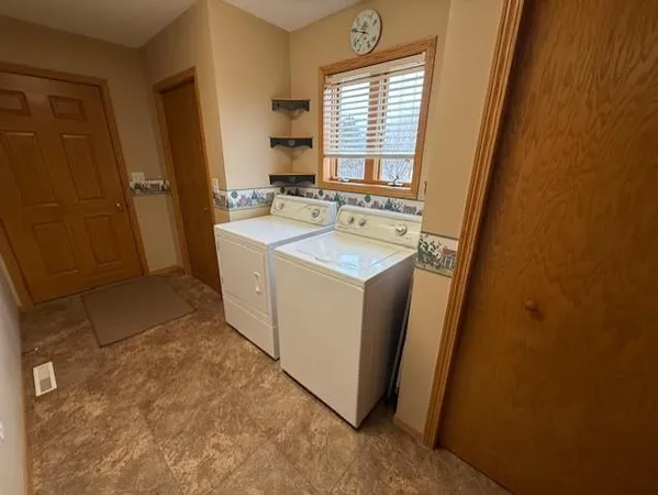 $299,900 | 305 15th Street North, Breckenridge, MN 56520