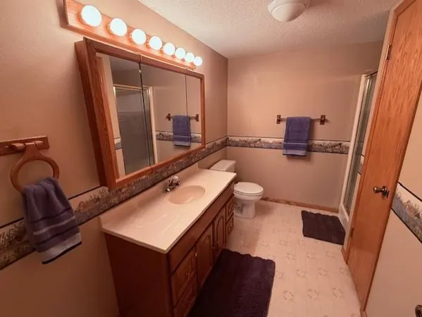 $299,900 | 305 15th Street North, Breckenridge, MN 56520