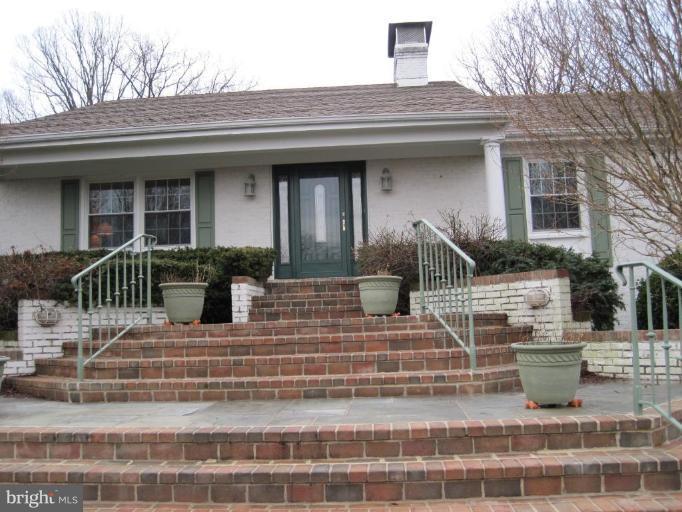 6601 Clifton Road Clifton, VA 20124 - Photo 13 of 24 Exterior #3