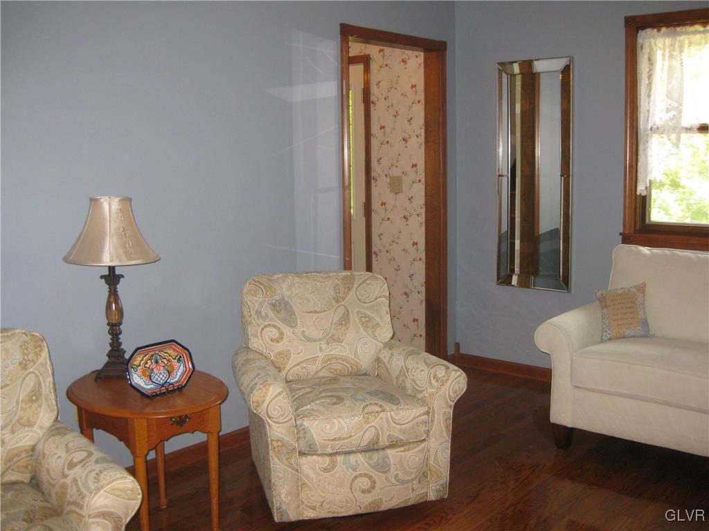 4702 Jasper Road Emmaus, PA 18049 - Photo 11 of 48 Gallery Image 11