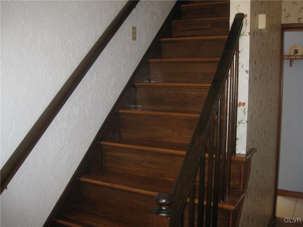 4702 Jasper Road Emmaus, PA 18049 - Photo 15 of 48 Gallery Image 15