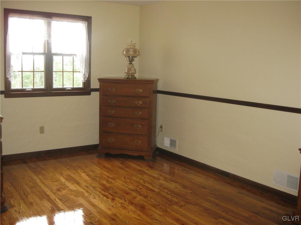4702 Jasper Road Emmaus, PA 18049 - Photo 21 of 48 Gallery Image 21