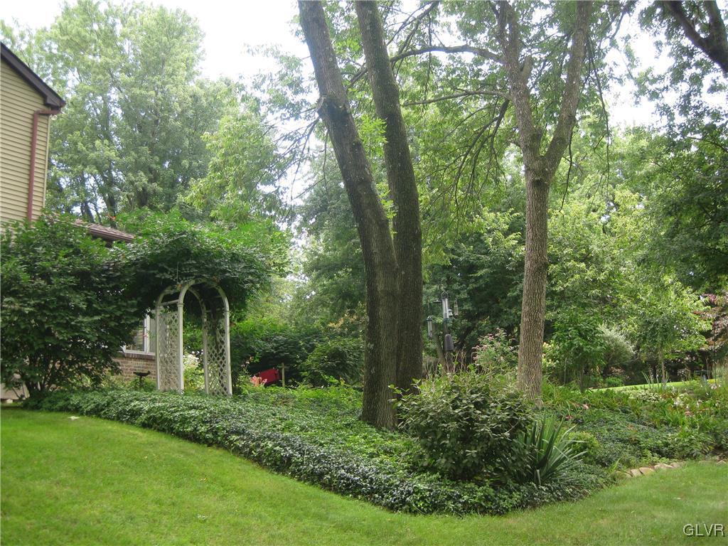 4702 Jasper Road Emmaus, PA 18049 - Photo 38 of 48 Gallery Image 38