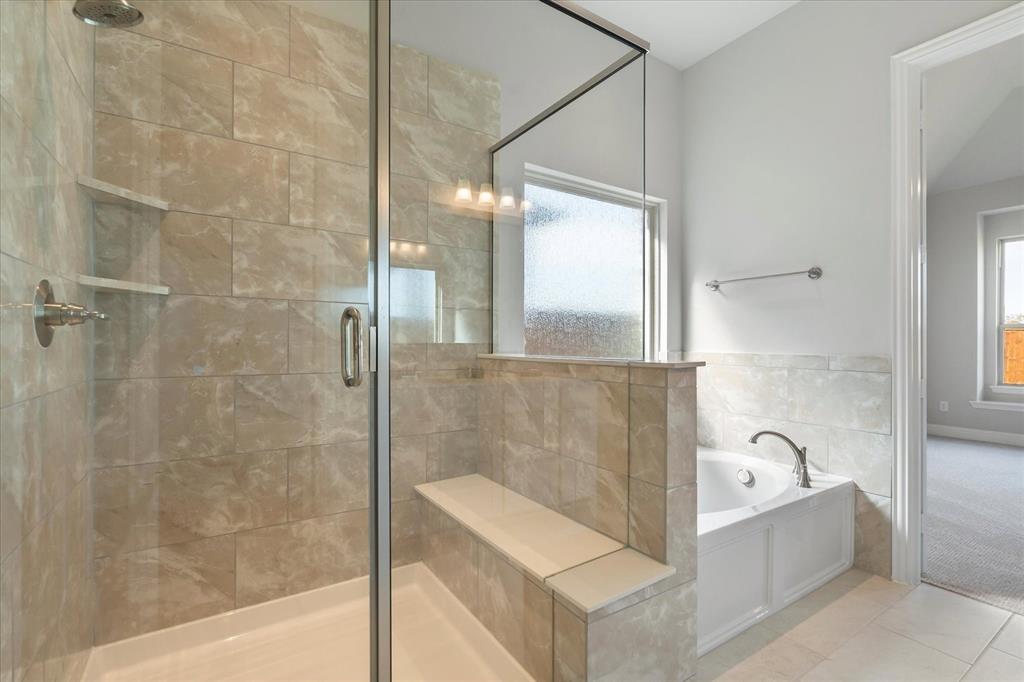 3611 Finnian Street Rowlett, TX 75088 - Photo 17 of 27 17-Finnian109 - bath