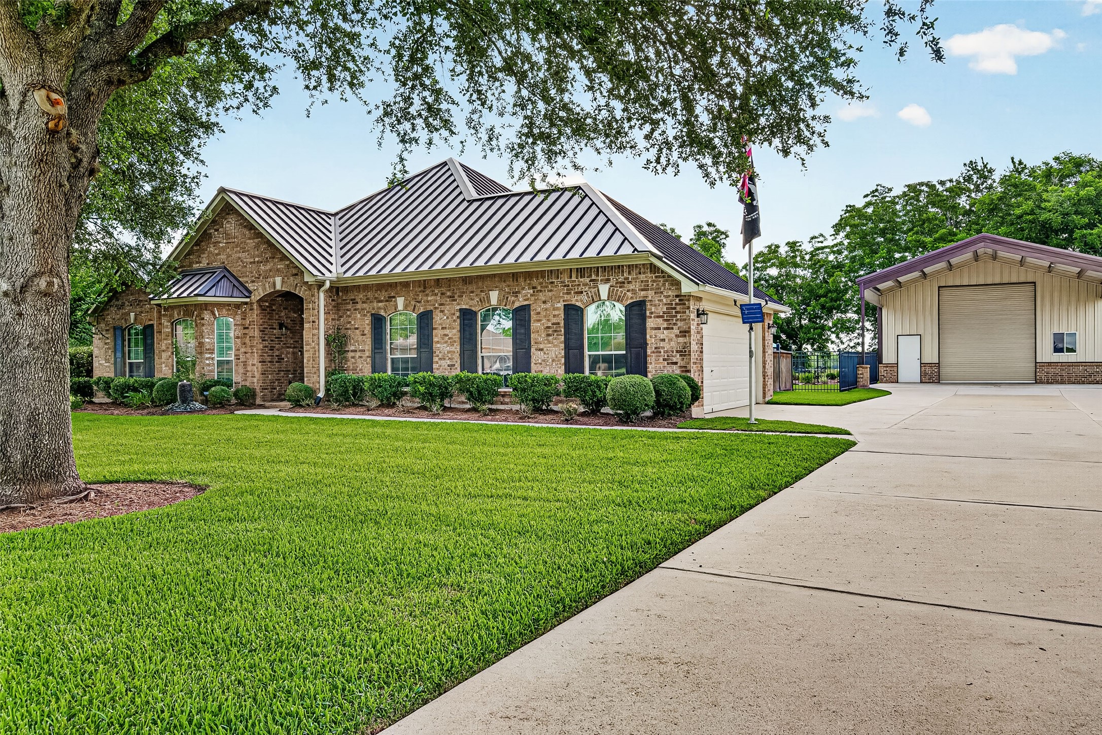 3326 River Bend Drive Rosenberg, TX 77471 - Photo 4 of 29 This home features a metal roof with 50 year guarantee