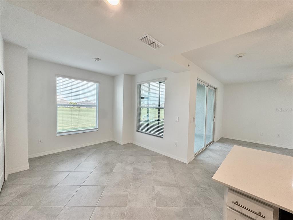 18923 Scallop Loop, Unit 104 Lakewood Ranch, FL 34211 - Photo 5 of 29