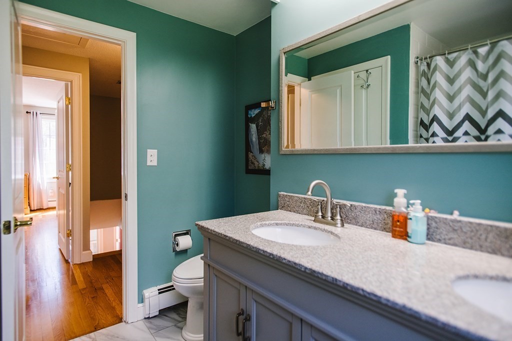 25 Pillings Pond Road Lynnfield, MA 01940 - Photo 17 of 39 Gallery Image 17