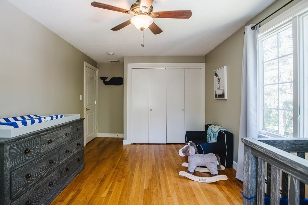 25 Pillings Pond Road Lynnfield, MA 01940 - Photo 18 of 39 Gallery Image 18